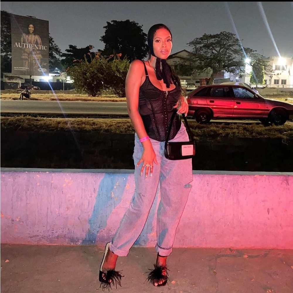 Mid Wash Thigh Split Baggy Boyfriend Jeans with Cut Outs